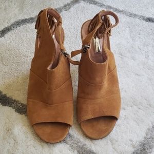 Halogen tan open toe  booties